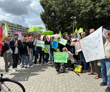 Gruppenfoto tandem Team bei der Demo